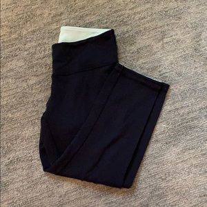 Lululemon Wunderunder Crops